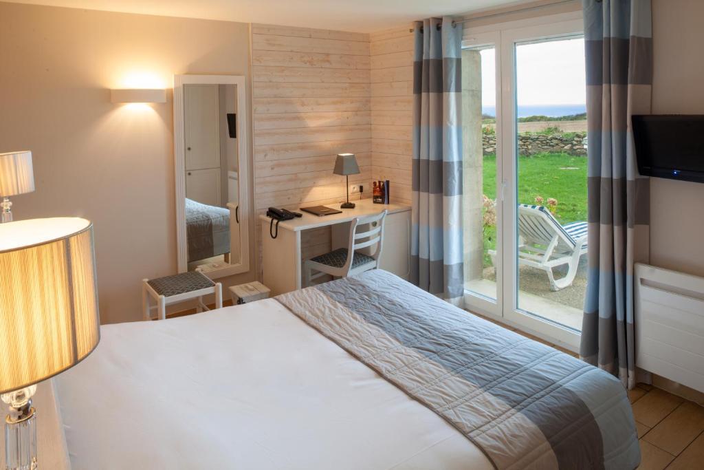 Logis Hotel Vent D'Iroise Plougonvelin Room photo